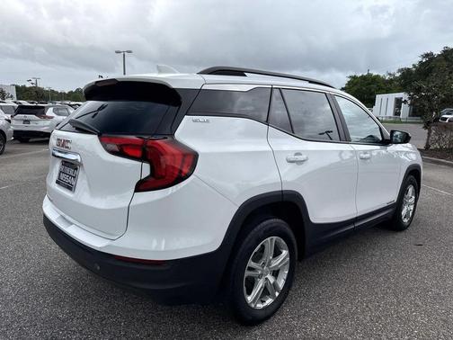 2021 GMC Terrain SLE
