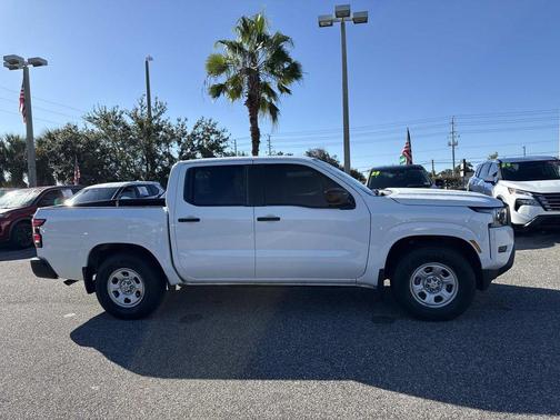 2024 Nissan Frontier S