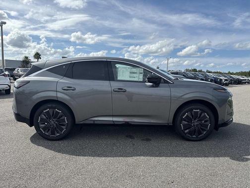 2025 Nissan Murano Platinum