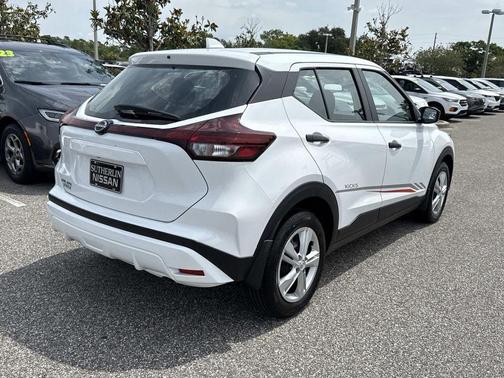 Fresh Powder 2025 Nissan Kicks Play S