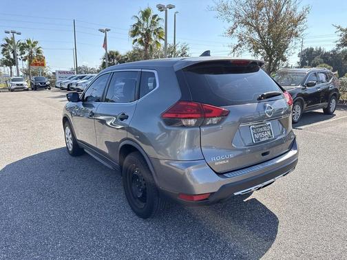 2017 Nissan Rogue S