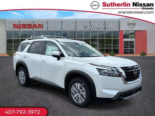 2025 Nissan Pathfinder SL