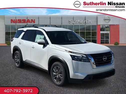 2025 Nissan Pathfinder SV
