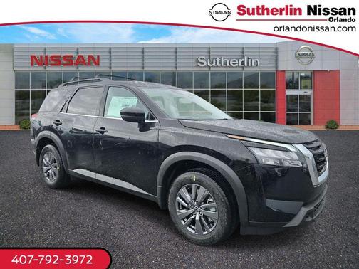 2025 Nissan Pathfinder SV