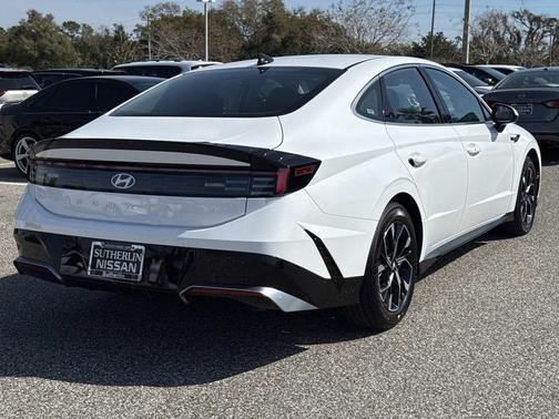 2025 Hyundai SONATA SEL