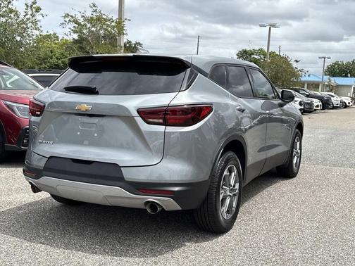 Sterling Gray Metallic 2023 Chevrolet Blazer 2LT