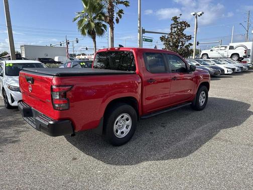 2022 Nissan Frontier S