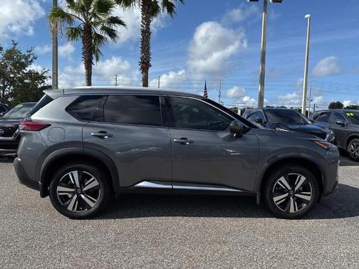 2021 Nissan Rogue SL