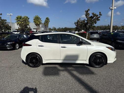 2025 Nissan Leaf SV PLUS