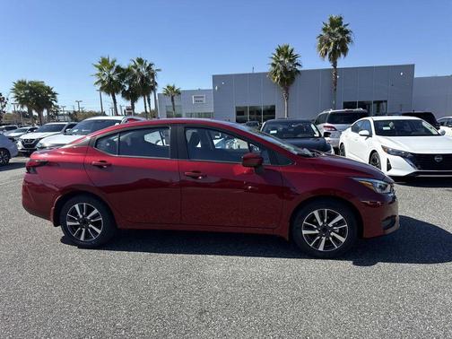 2025 Nissan Versa 1.6 SV