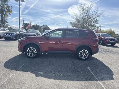 2021 Nissan Rogue SV