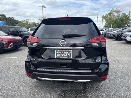Magnetic Black 2019 Nissan Rogue SV