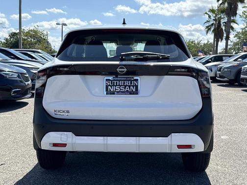 Fresh Powder 2026 Nissan Kicks S