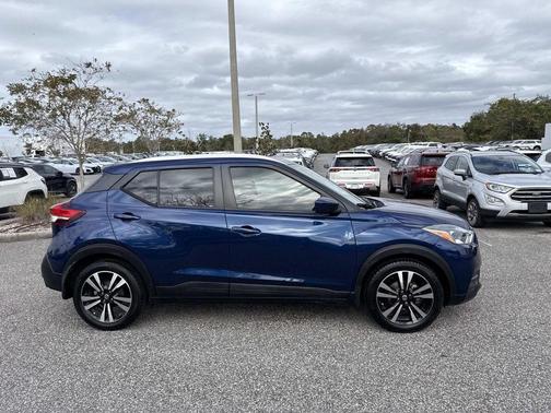 2020 Nissan Kicks SV