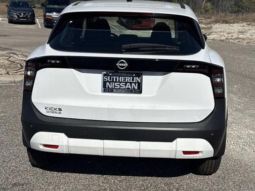 2026 Nissan Kicks S