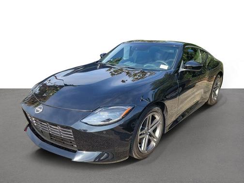 Black Diamond Pearl 2025 Nissan Z Sport