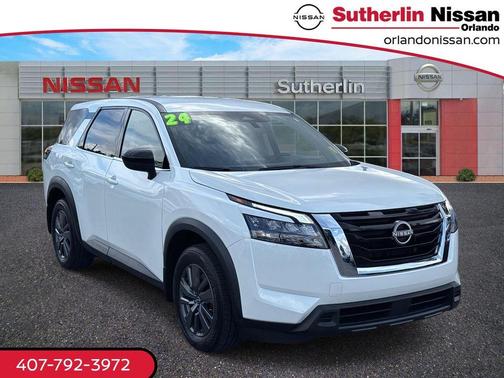 2024 Nissan Pathfinder S