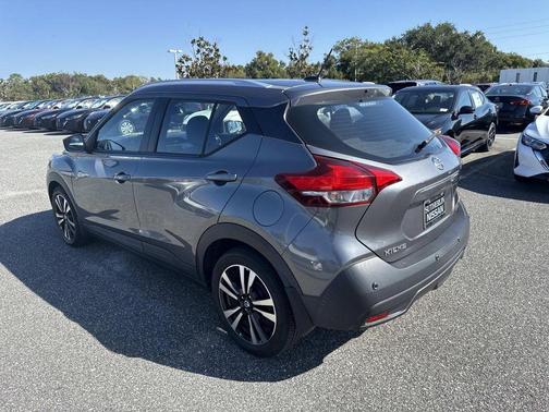 2020 Nissan Kicks SV