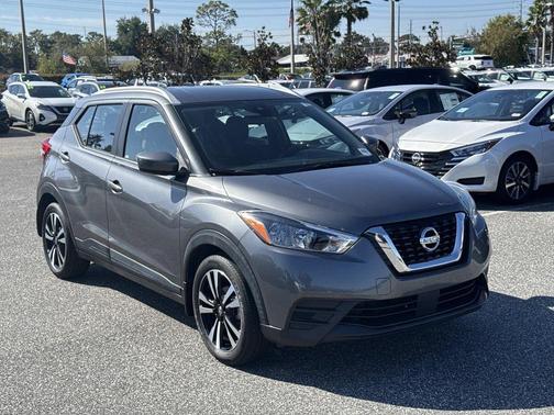 2020 Nissan Kicks SV