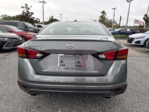 2025 Nissan Altima SL