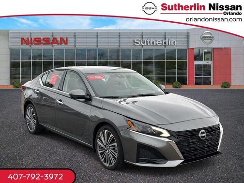 2025 Nissan Altima SL