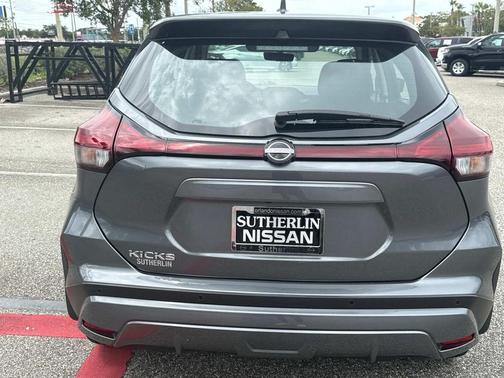 2024 Nissan Kicks S