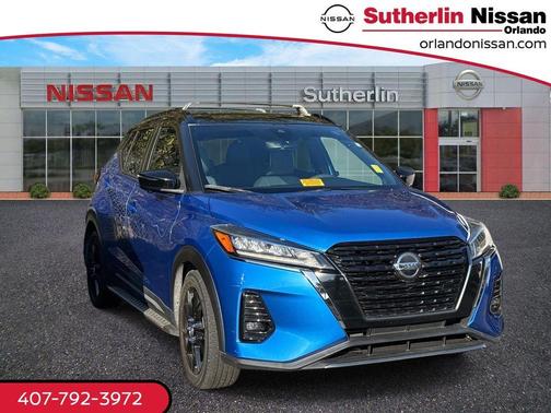 2021 Nissan Kicks SR