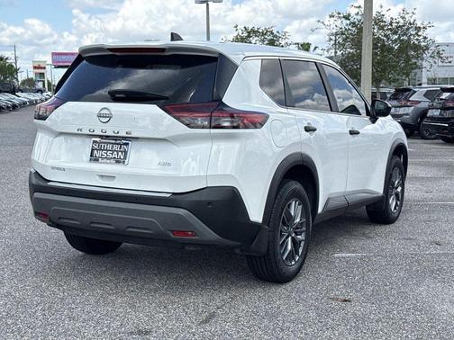 Glacier White 2023 Nissan Rogue S