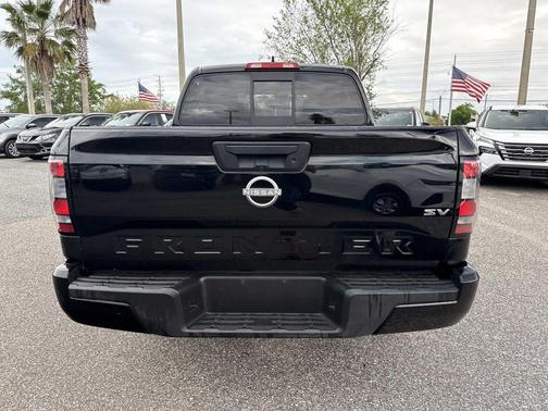 Black 2022 Nissan Frontier SV
