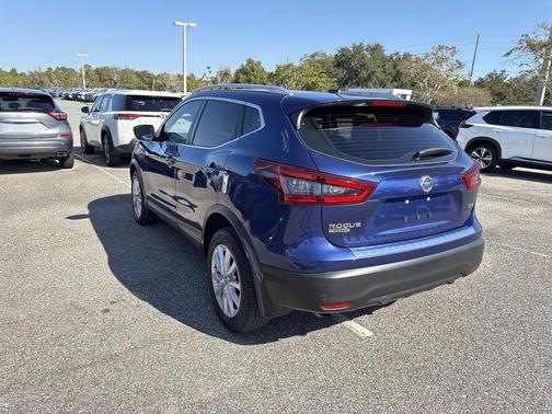 2021 Nissan Rogue Sport SV