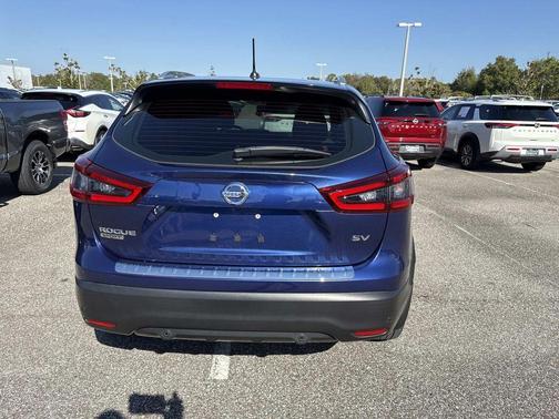 2021 Nissan Rogue Sport SV