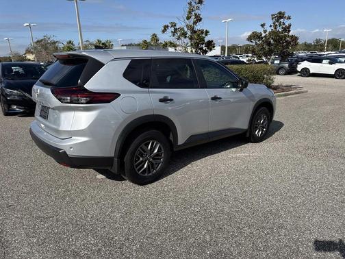 2025 Nissan Rogue S