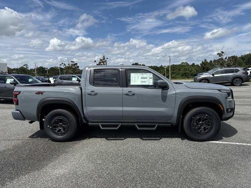 2025 Nissan Frontier PRO-4X