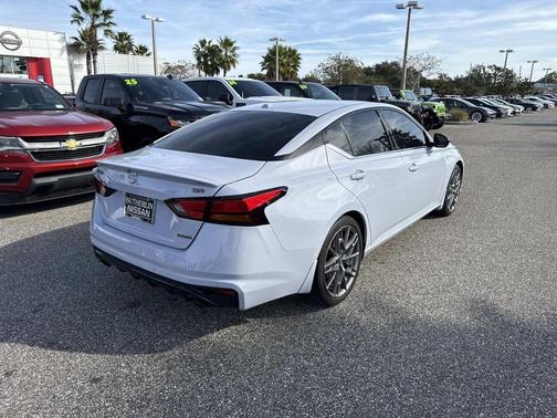 2024 Nissan Altima 2.0 SR