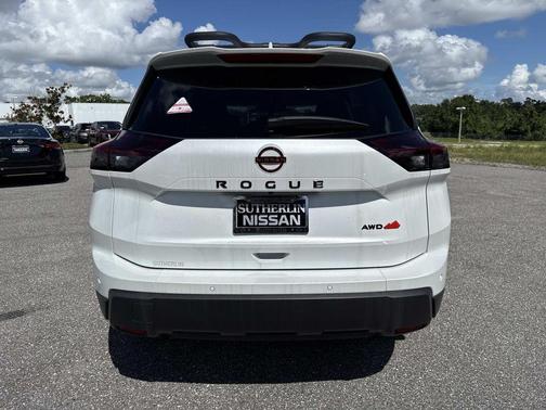 2025 Nissan Rogue Rock Creek
