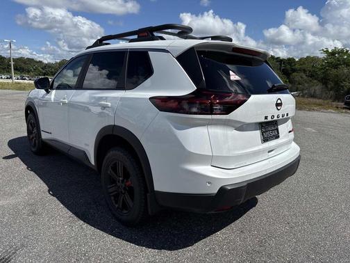 2025 Nissan Rogue Rock Creek