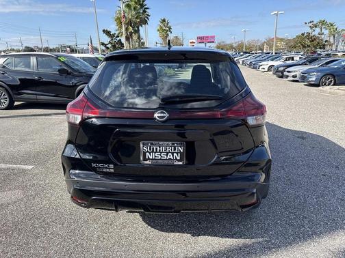 2024 Nissan Kicks S