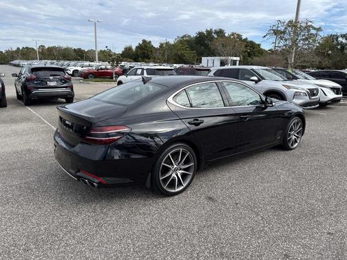 2022 Genesis G70 2.0T