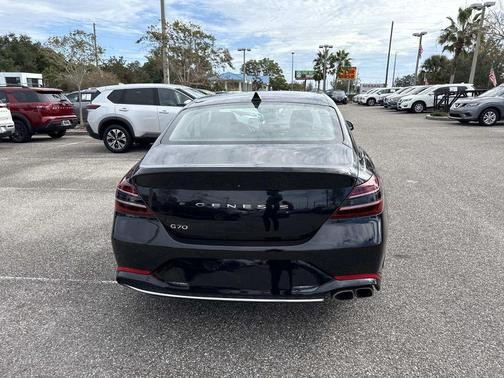 2022 Genesis G70 2.0T