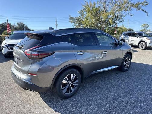 2023 Nissan Murano SV