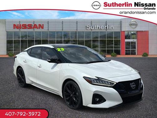2023 Nissan Maxima SR