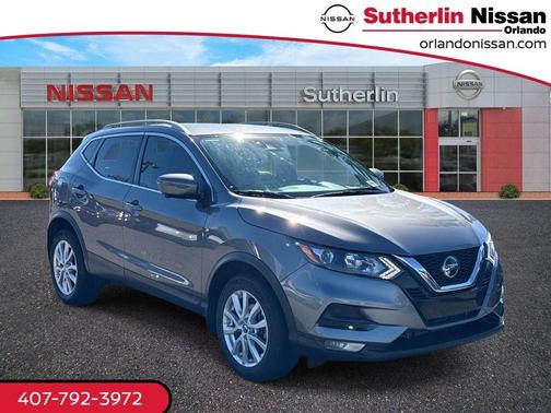 2022 Nissan Rogue Sport SV