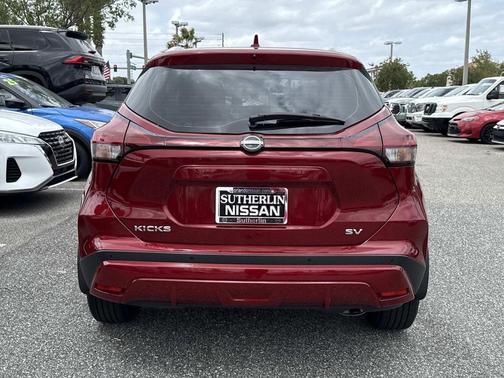Scarlet Ember 2022 Nissan Kicks SV