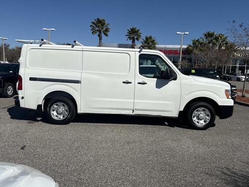 2021 Nissan NV Cargo NV2500 HD SV V6/SV V8