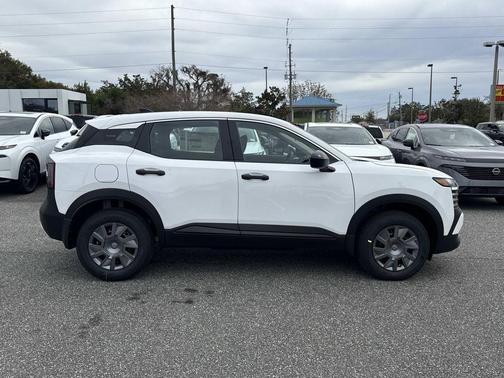 2026 Nissan Kicks S