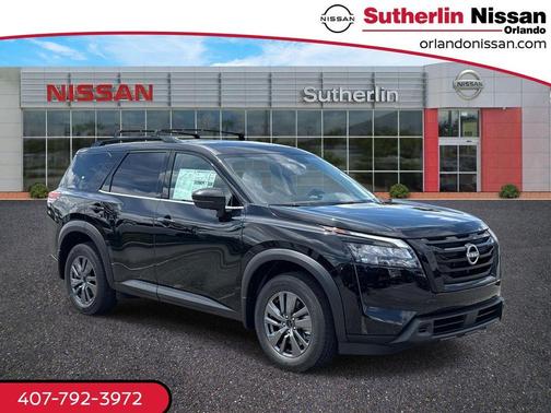 2025 Nissan Pathfinder SV