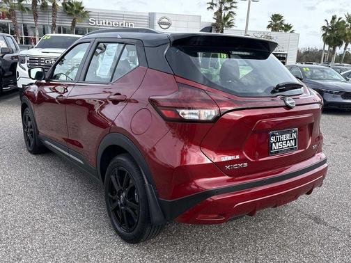 2024 Nissan Kicks SR