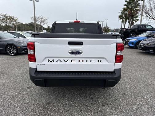 2023 Ford Maverick XL