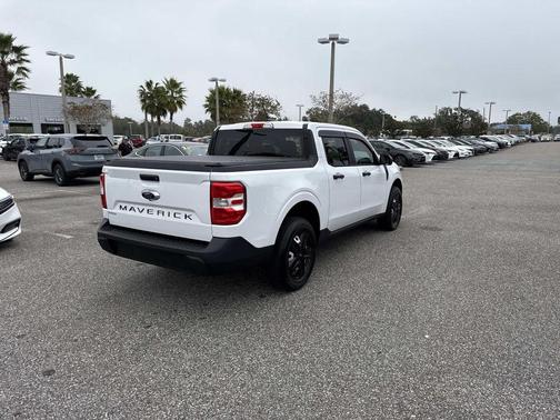 2023 Ford Maverick XL