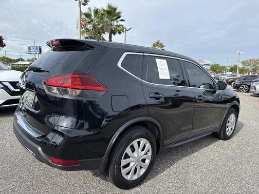 2018 Nissan Rogue S